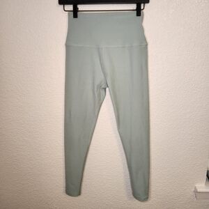 Beyond Yoga Soft green High Waisted Midi Legging Gun Metal size M athletic